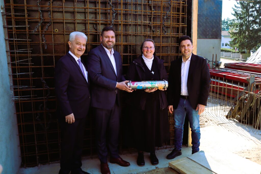 Grundsteinlegung am Kloster Maria Hilf in Bühl Baubeginn für Betreutes Wohnen und Wohngemeinschaften